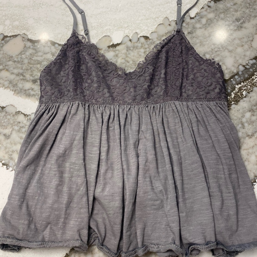 AMERICAN EAGLE Gray Tank